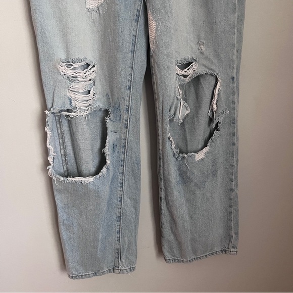 Forever 21 Premium Denim 90s Baggy Straight Hi-Waist Distressed Jeans Size 28 - Picture 3 of 8